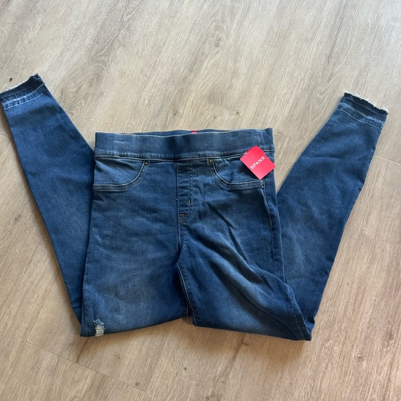 Distressed Ankle Skinny Jeans, Medium Wash - Picture 3 of 14